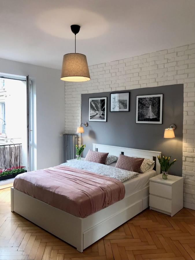 Klimatyczny Apartament Pod Ratuszem -Ul. Slaska 2 Czestochowa Ngoại thất bức ảnh